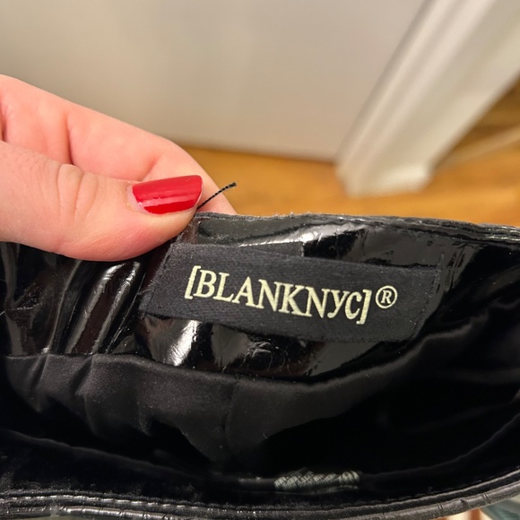 BLANKNYC Womens Vegan Leather Skirt Size 25 - Picture 4 of 5
